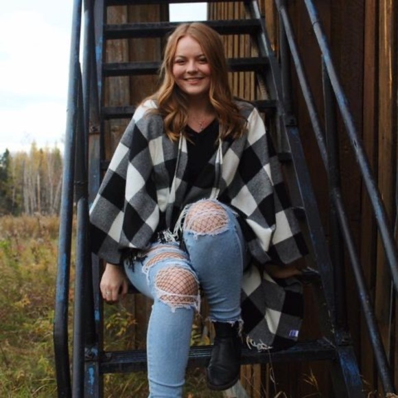 Meet your Posher, Sonja - Picture 1 of 1